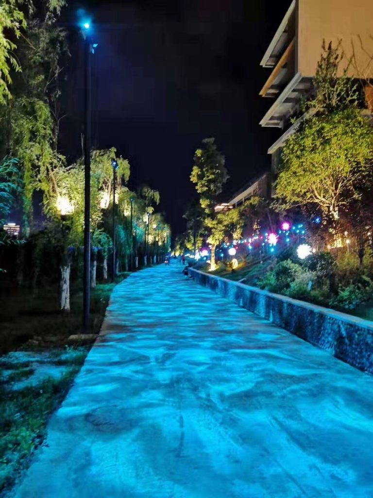 Chiếu sáng ngày lễ